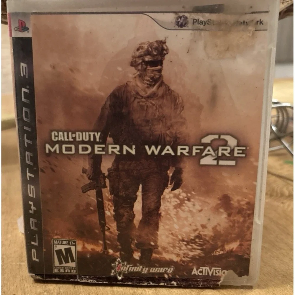 Call of Duty: Modern Warfare 2 (PlayStation 3, 2009) With Manual PS3
